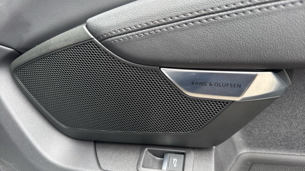Used Audi e-tron GT 2024 for sale - 76168680: Photo 32