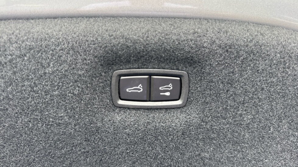 Used Audi e-tron GT 2024 for sale - 76168680: Photo 42