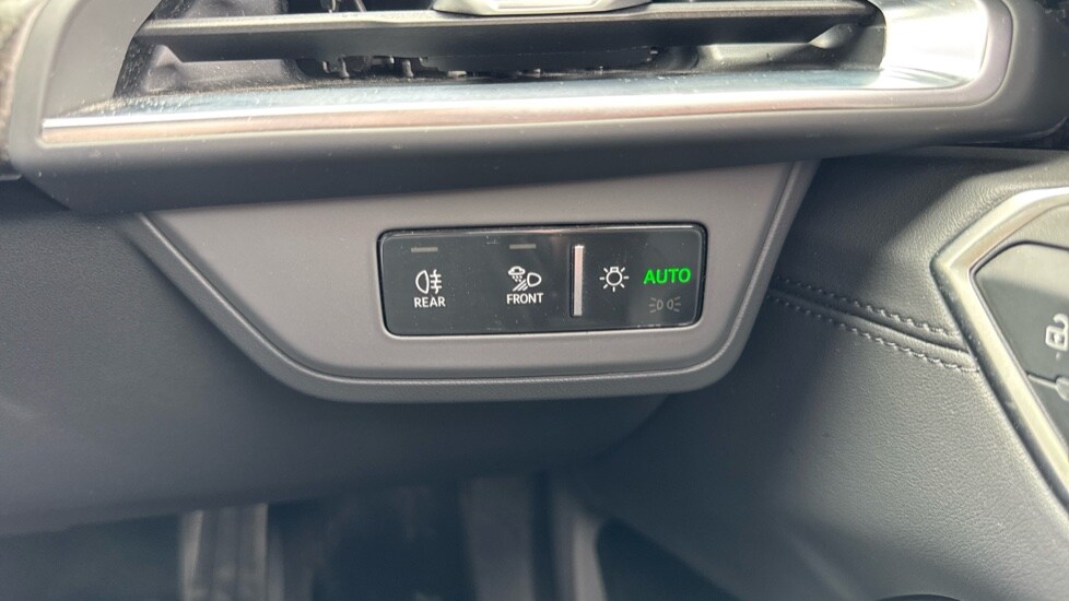 Used Audi e-tron GT 2024 for sale - 76168680: Photo 49