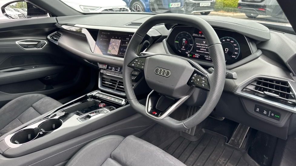 Used Audi e-tron GT 2024 for sale - 76168680: Photo 6