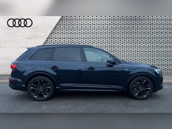 Used Audi Q7 2025 for sale - 76709550: Photo