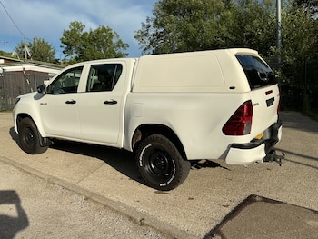 Used Toyota Hilux 2019 for sale - 79071233: Photo