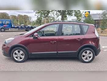 Used Renault Scenic Xmod 2014 for sale - 79739779: Photo