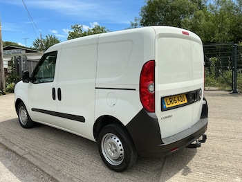Used Vauxhall Combo 2015 for sale - 79071231: Photo