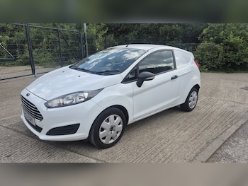 Used Ford Fiesta 2013 for sale - 79071206: Photo