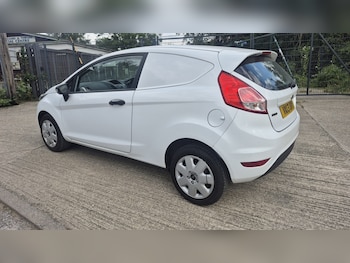 Used Ford Fiesta 2013 for sale - 79071206: Photo