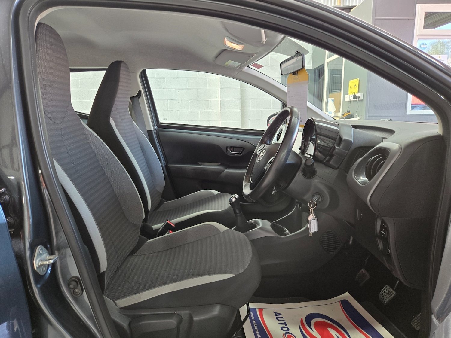 Used Toyota AYGO 2018 for sale - 76663675: Photo 11