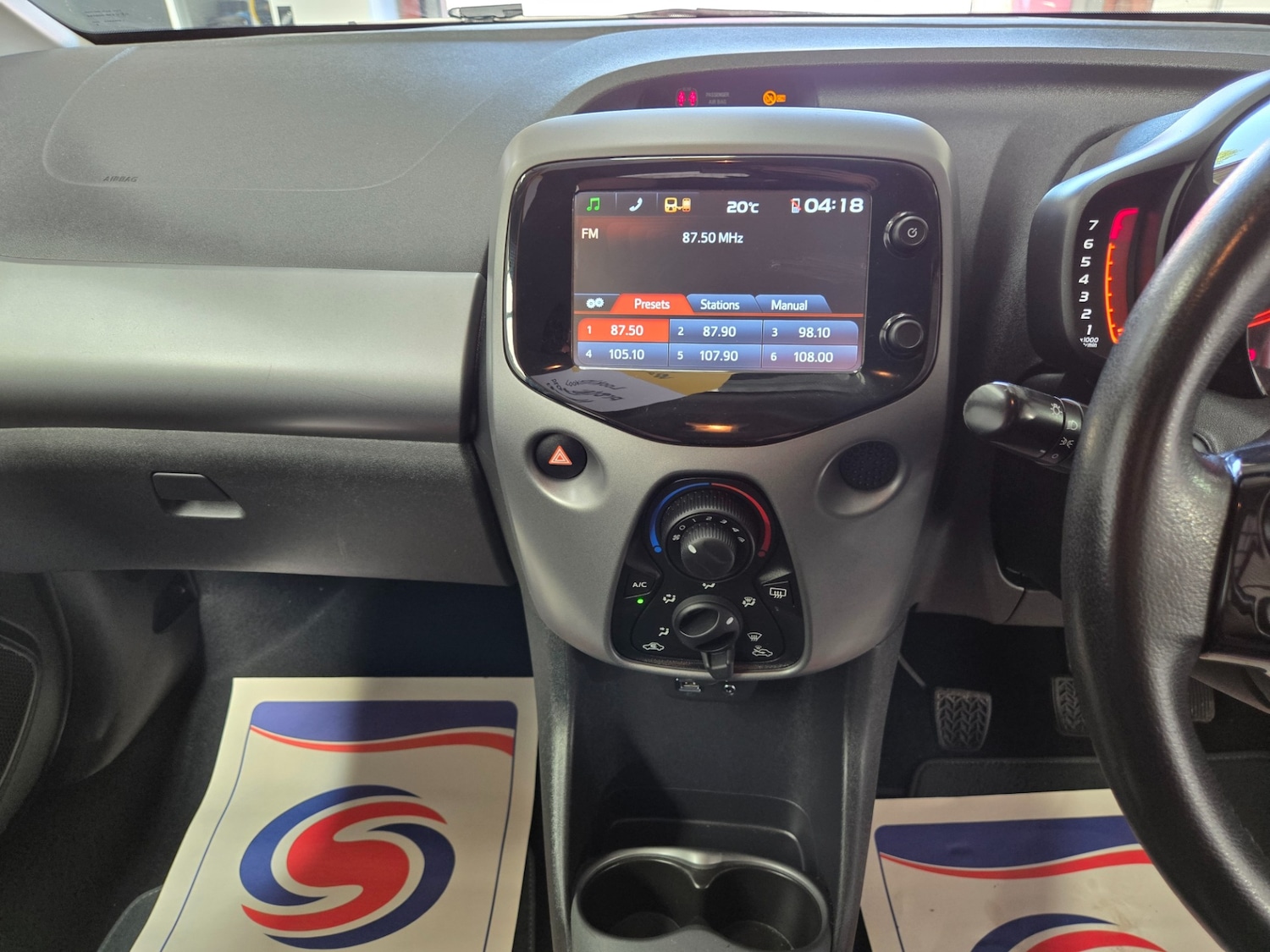 Used Toyota AYGO 2018 for sale - 76663675: Photo 14