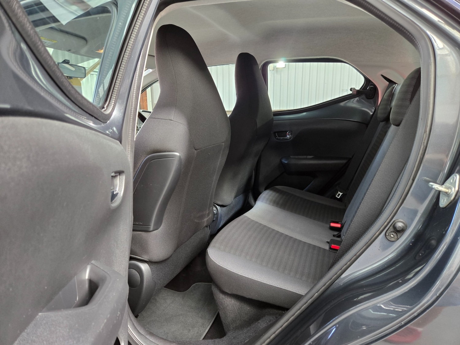 Used Toyota AYGO 2018 for sale - 76663675: Photo 17