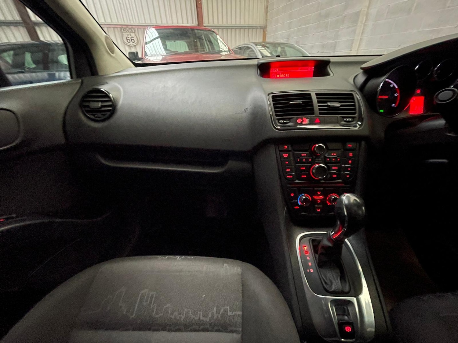 Used Vauxhall Meriva 2013 for sale - 77781168: Photo 14