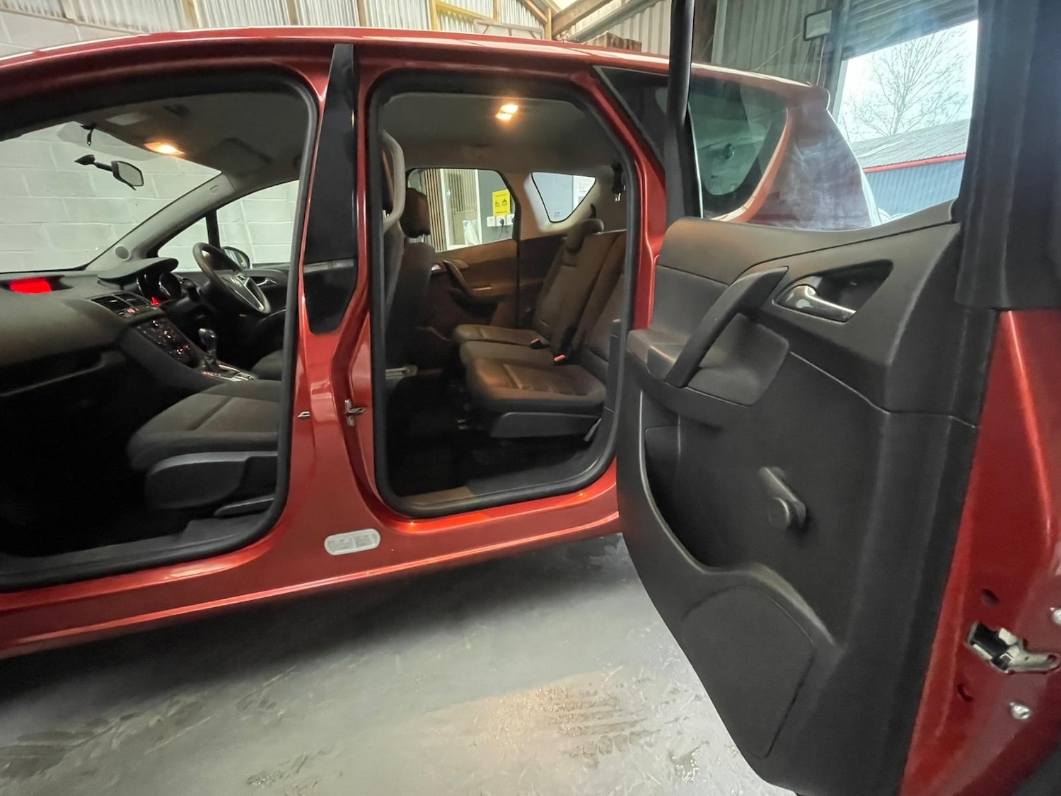 Used Vauxhall Meriva 2013 for sale - 77781168: Photo 18