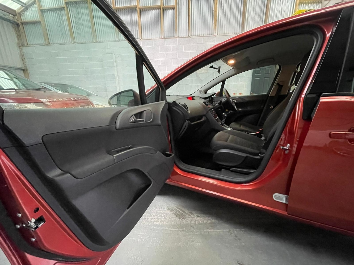 Used Vauxhall Meriva 2013 for sale - 77781168: Photo 19