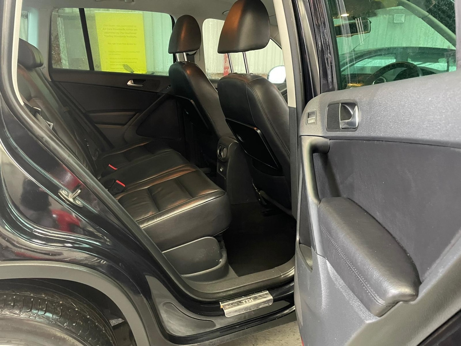 Used Volkswagen Tiguan 2011 for sale - 77272520: Photo 10