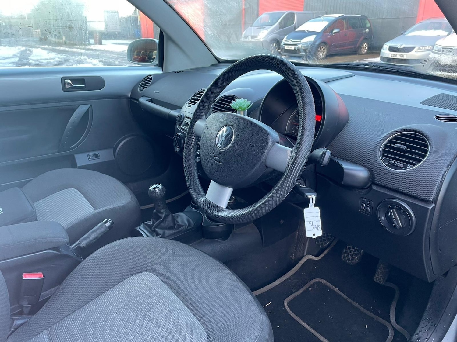 Used Volkswagen Beetle 2010 for sale - 77168682: Photo 10