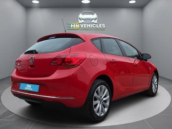 Used Vauxhall Astra 2012 for sale - 75527103: Photo