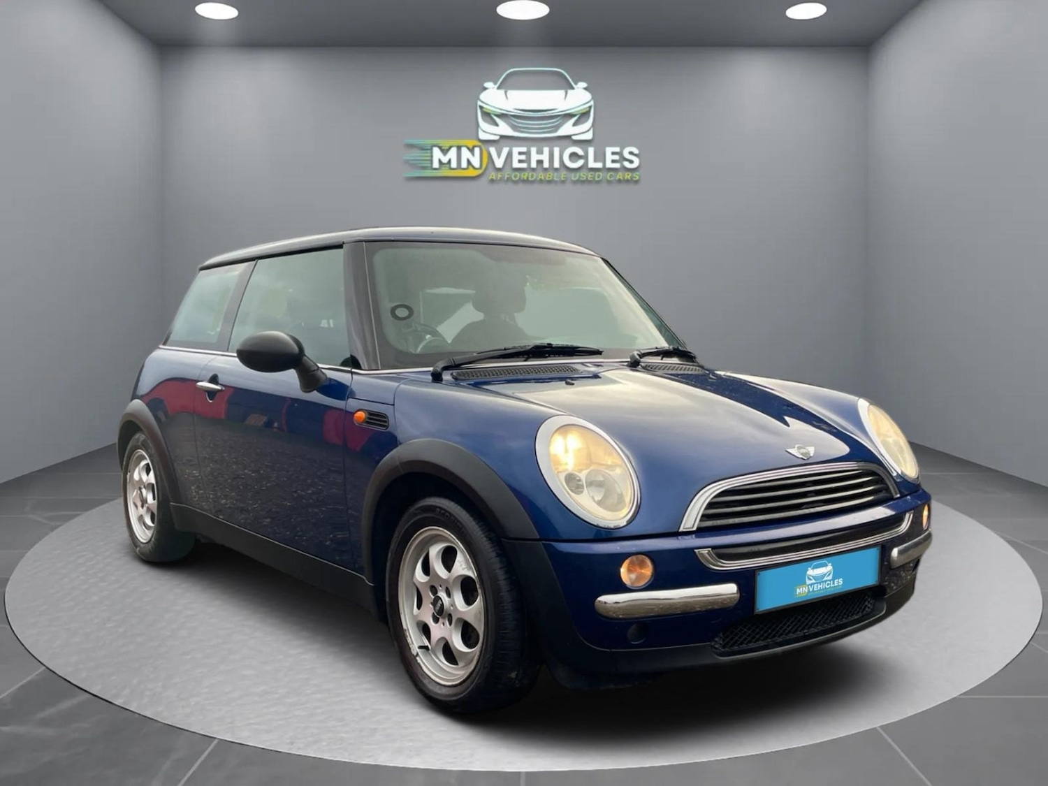 Used MINI Hatch 2001 for sale - 76847013: Photo 1