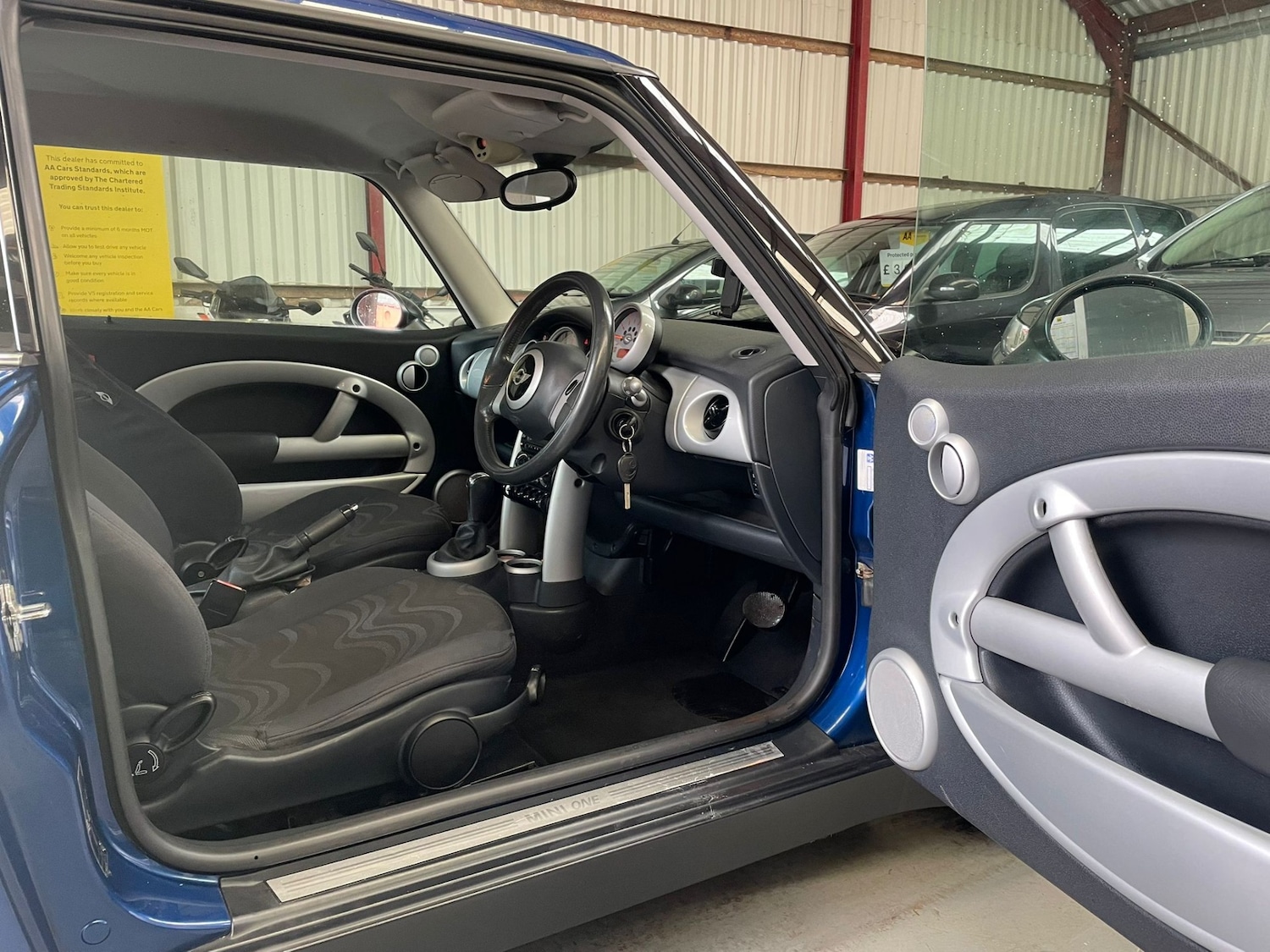 Used MINI Hatch 2001 for sale - 76847013: Photo 10