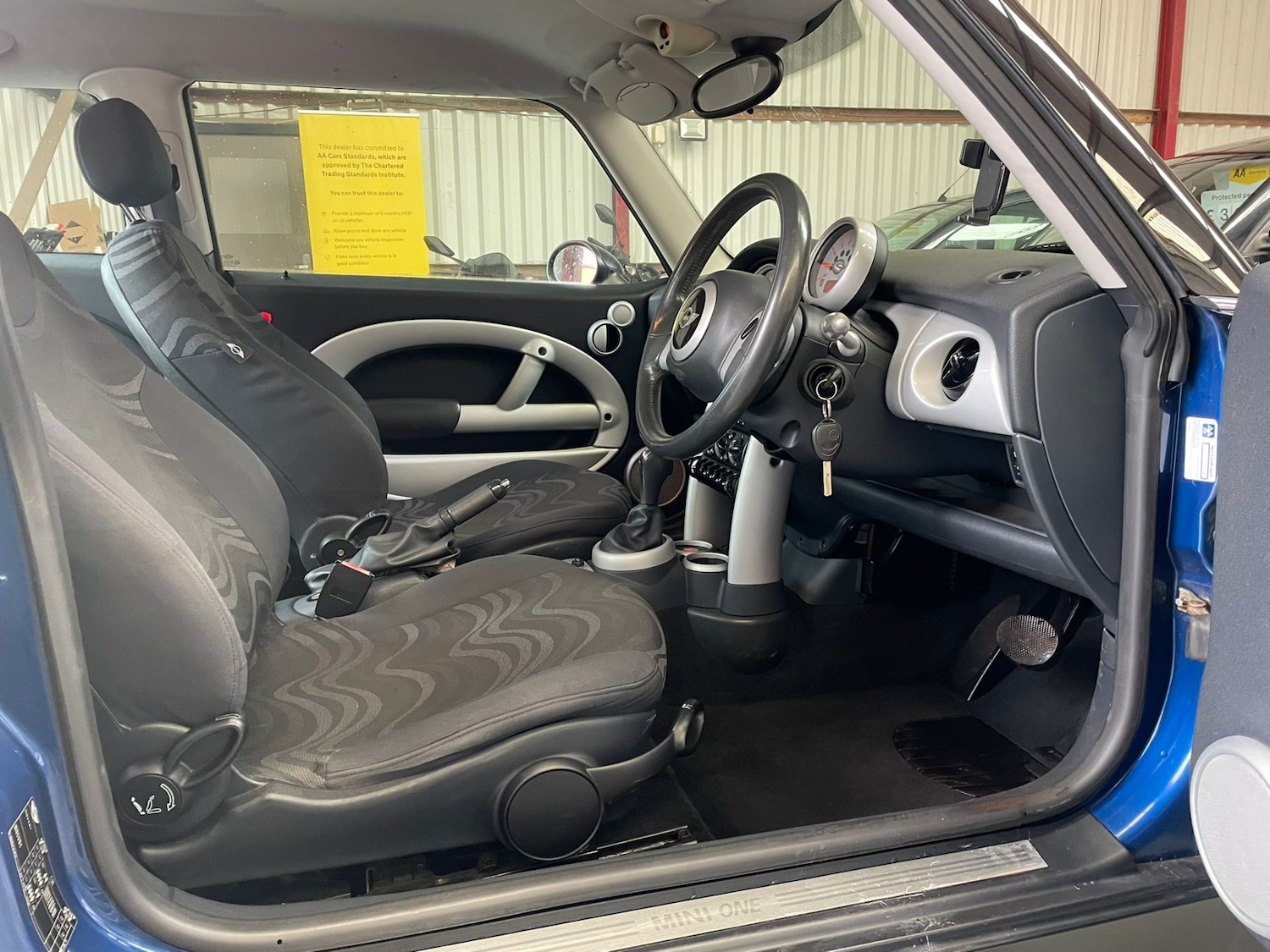 Used MINI Hatch 2001 for sale - 76847013: Photo 13