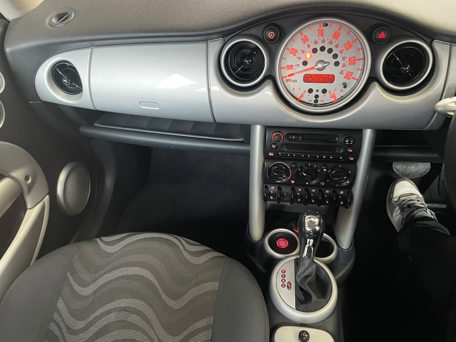 Used MINI Hatch 2001 for sale - 76847013: Photo 15