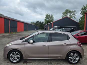 Used Peugeot 208 2012 for sale - 73985370: Photo