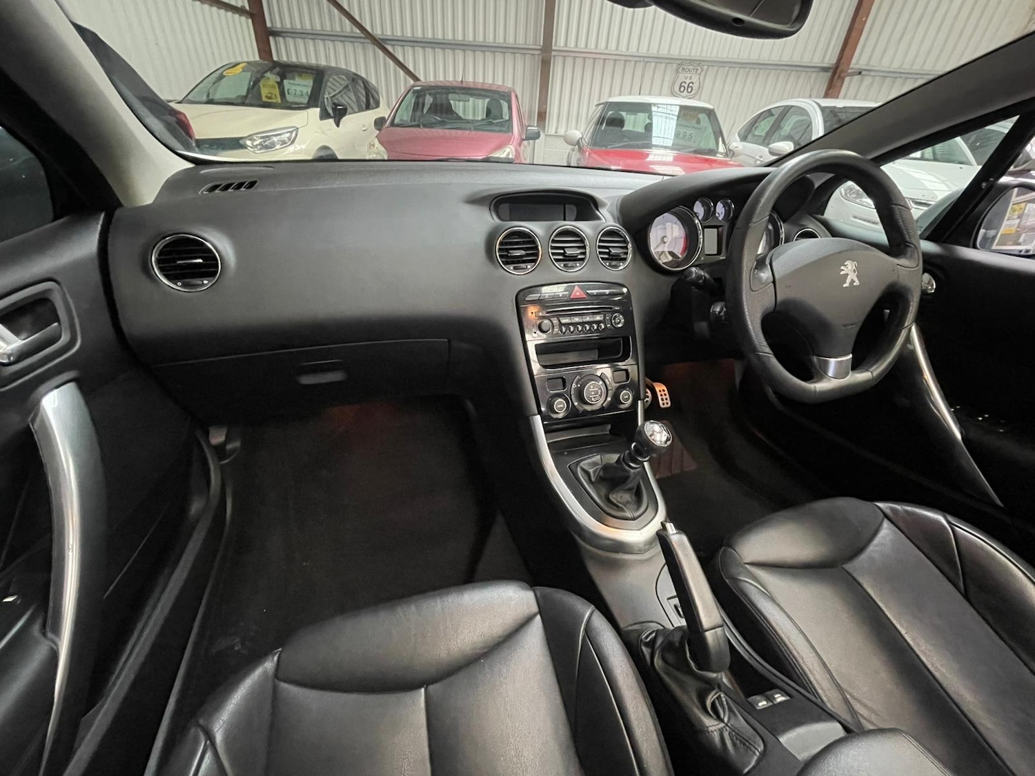 Used Peugeot 308 2012 for sale - 77604936: Photo 11