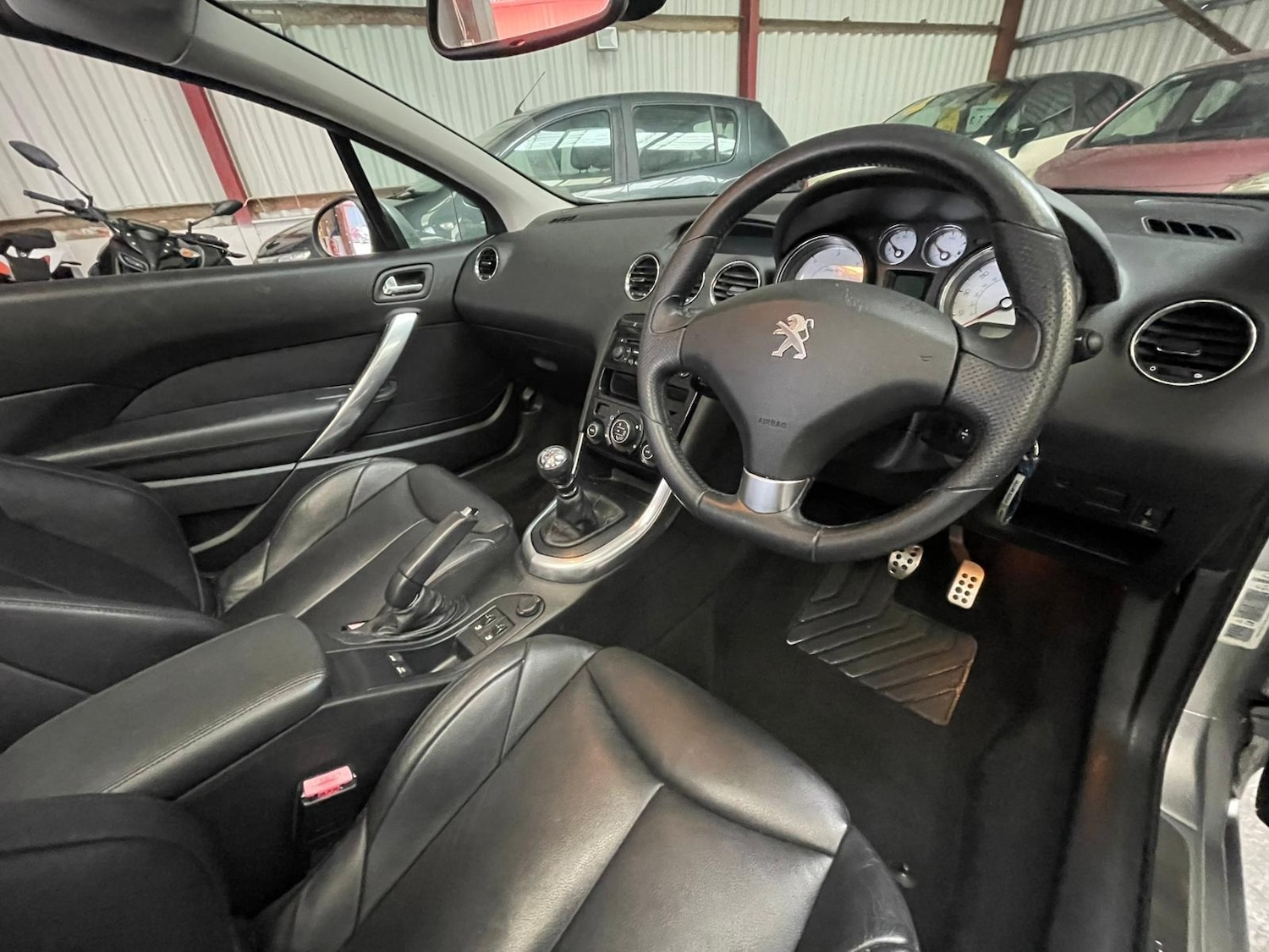 Used Peugeot 308 2012 for sale - 77604936: Photo 12