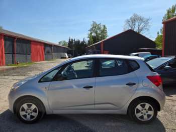 Used Kia Venga 2010 for sale - 74531457: Photo