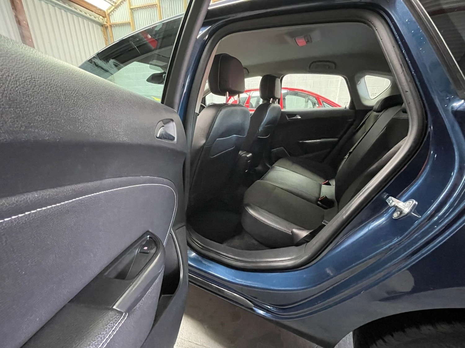 Used Vauxhall Astra 2012 for sale - 77664958: Photo 18