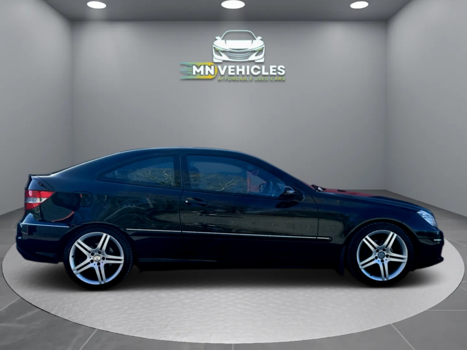 Used Mercedes-Benz CLC Class 2009 for sale - 77918787: Photo 4