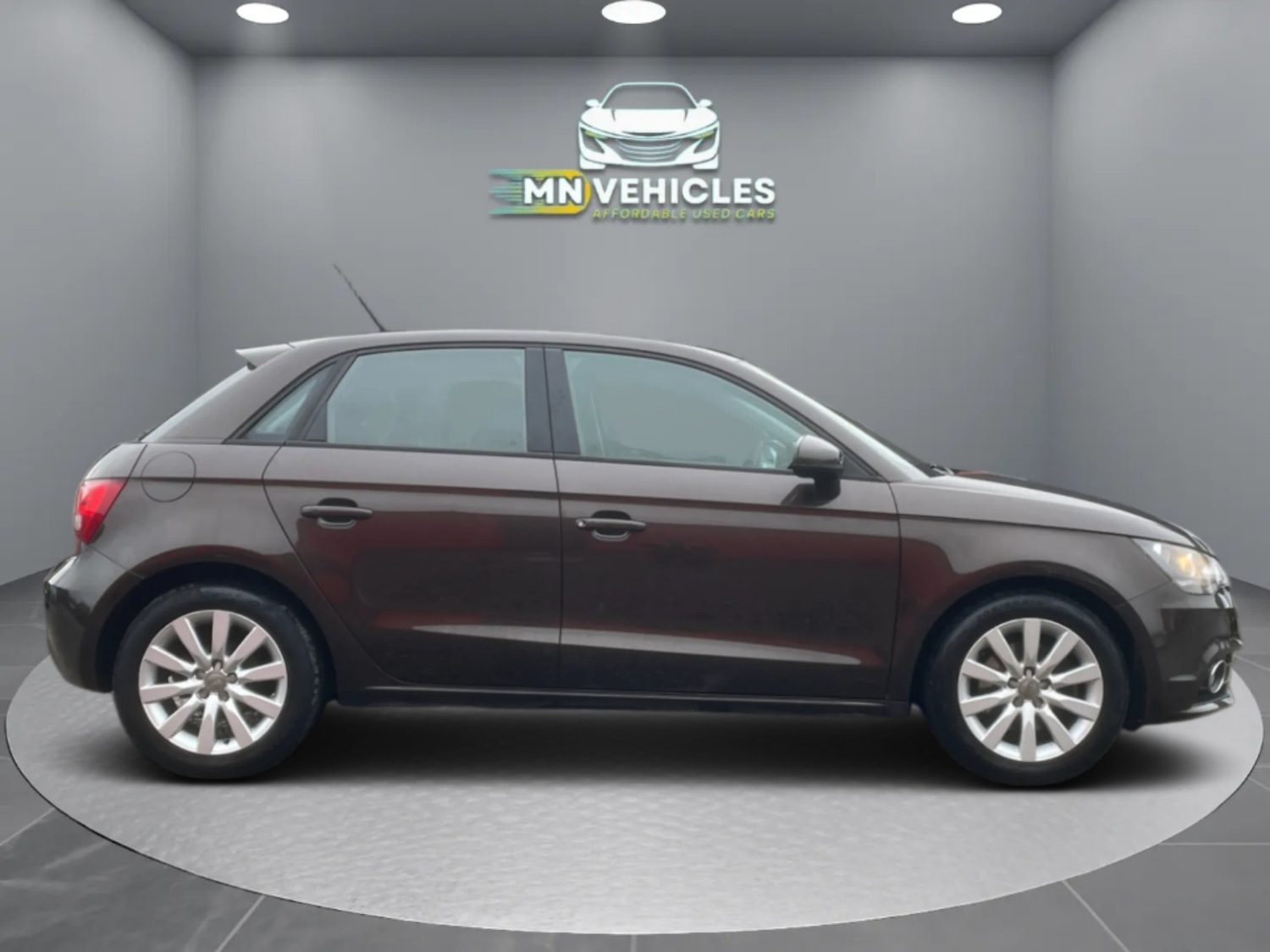 Used Audi A1 2013 for sale - 77681569: Photo 4