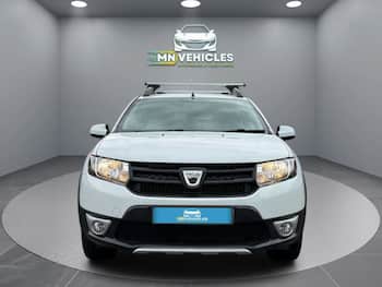 Used Dacia Sandero Stepway 2015 for sale - 79674144: Photo