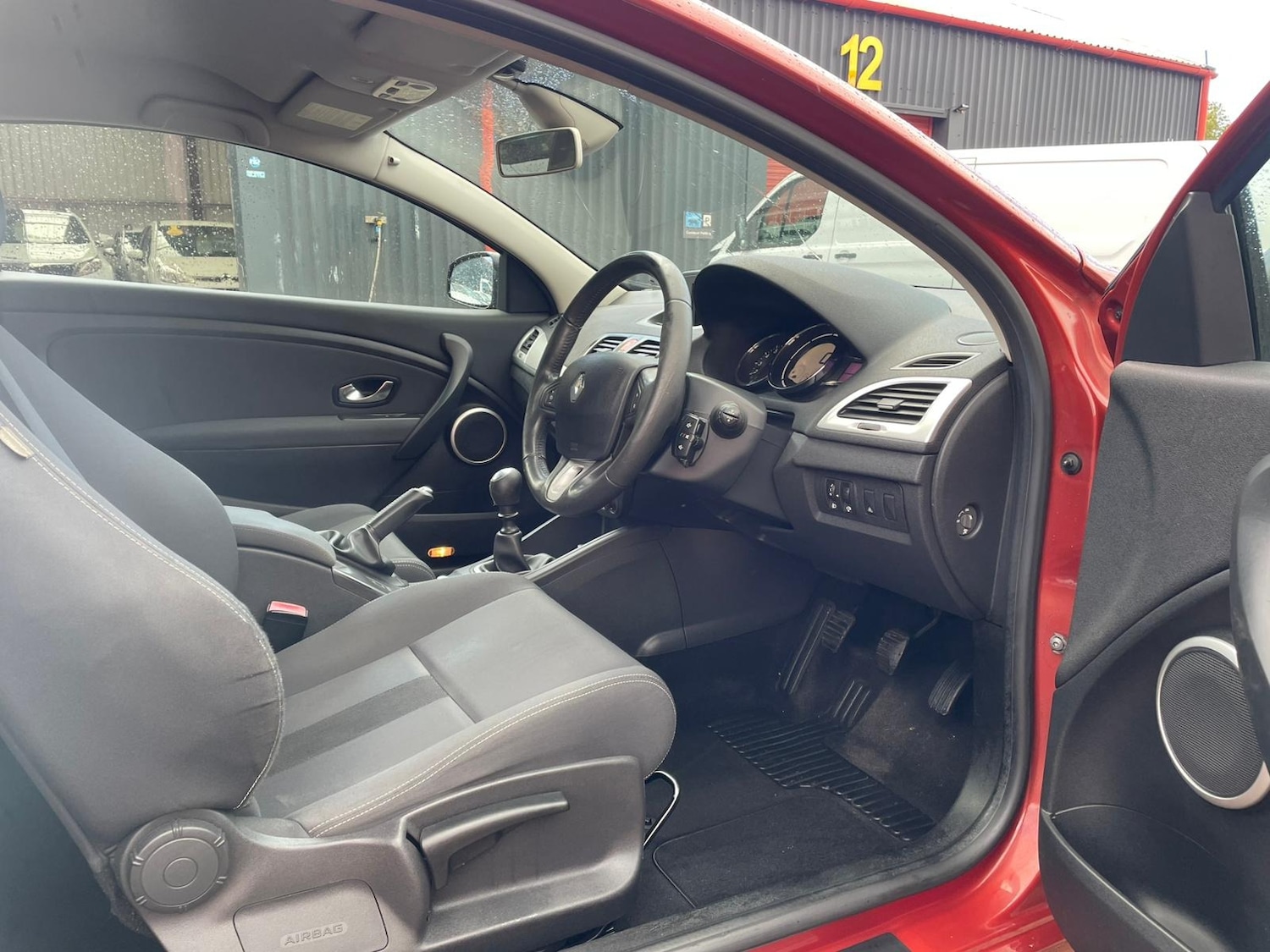 Used Renault Megane 2010 for sale - 76426692: Photo 10