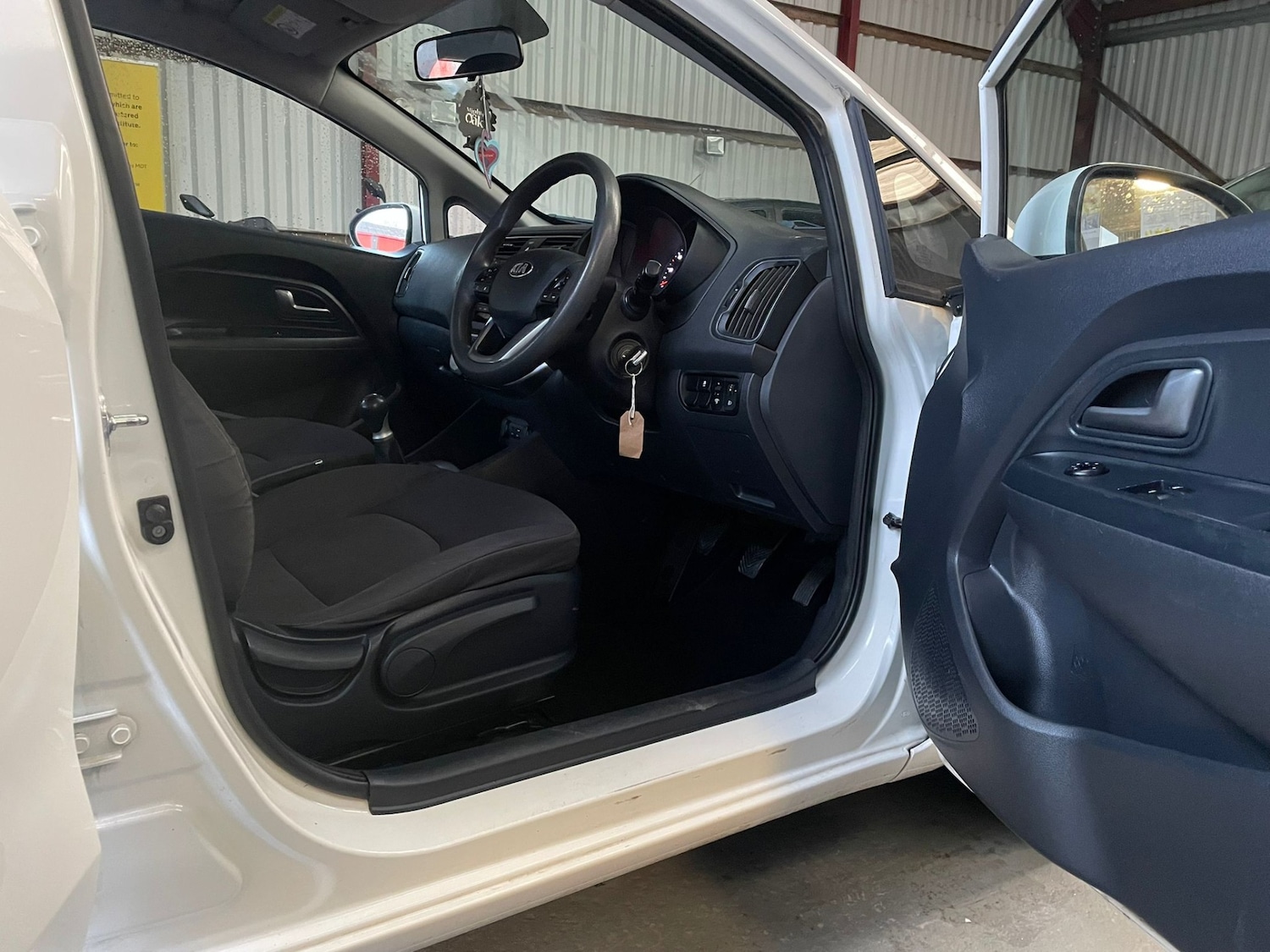 Used Kia Rio 2016 for sale - 76904755: Photo 12