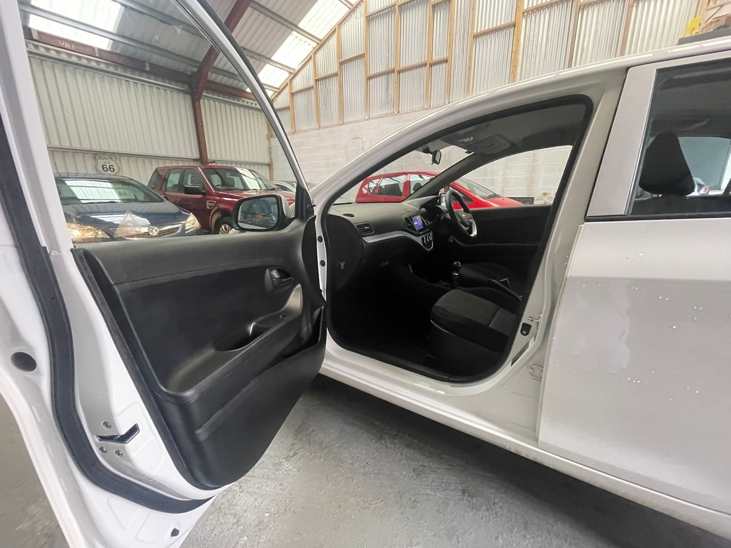 Used Kia Picanto 2013 for sale - 77716463: Photo 17