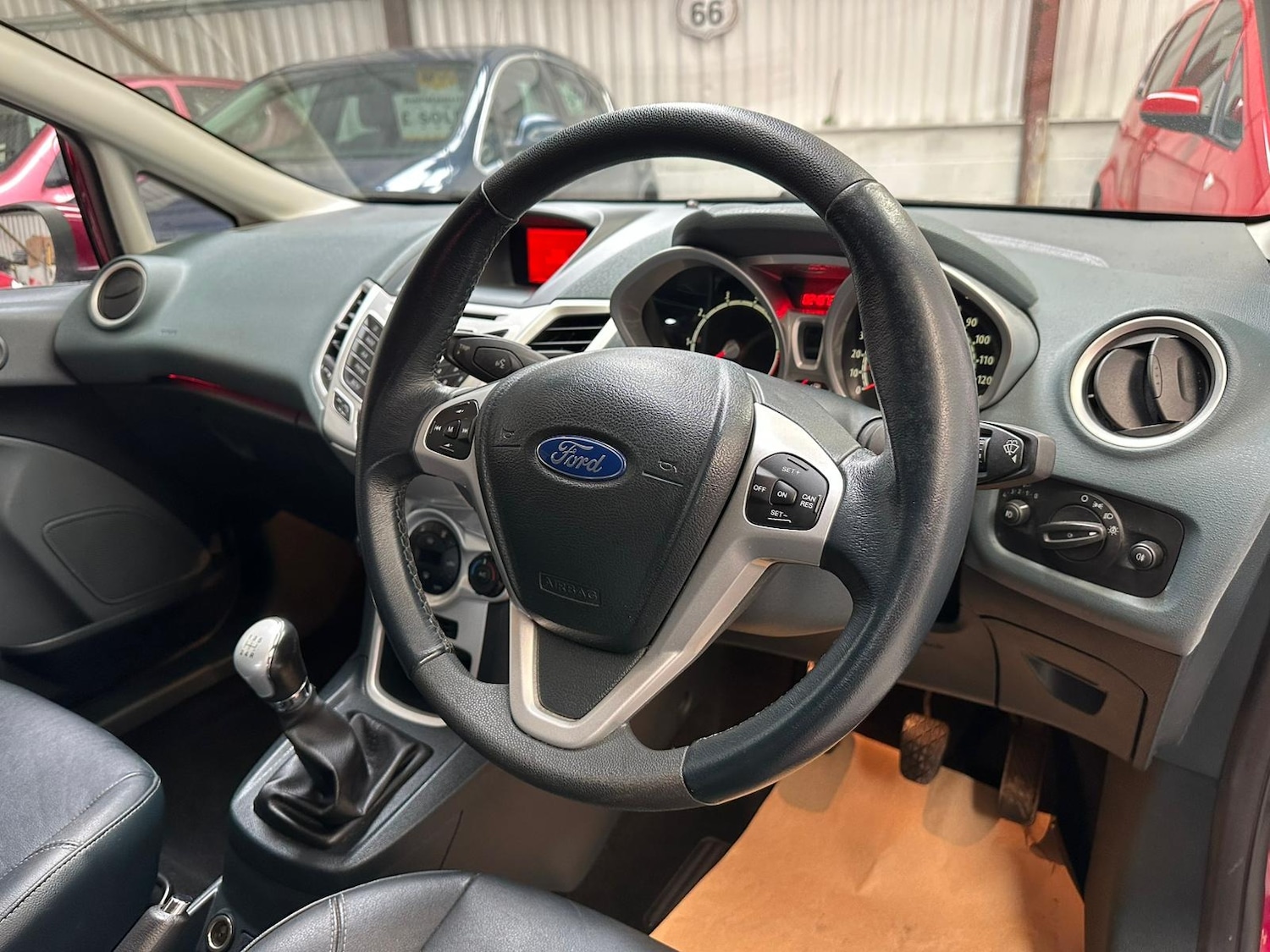 Used Ford Fiesta 2010 for sale - 77845407: Photo 17