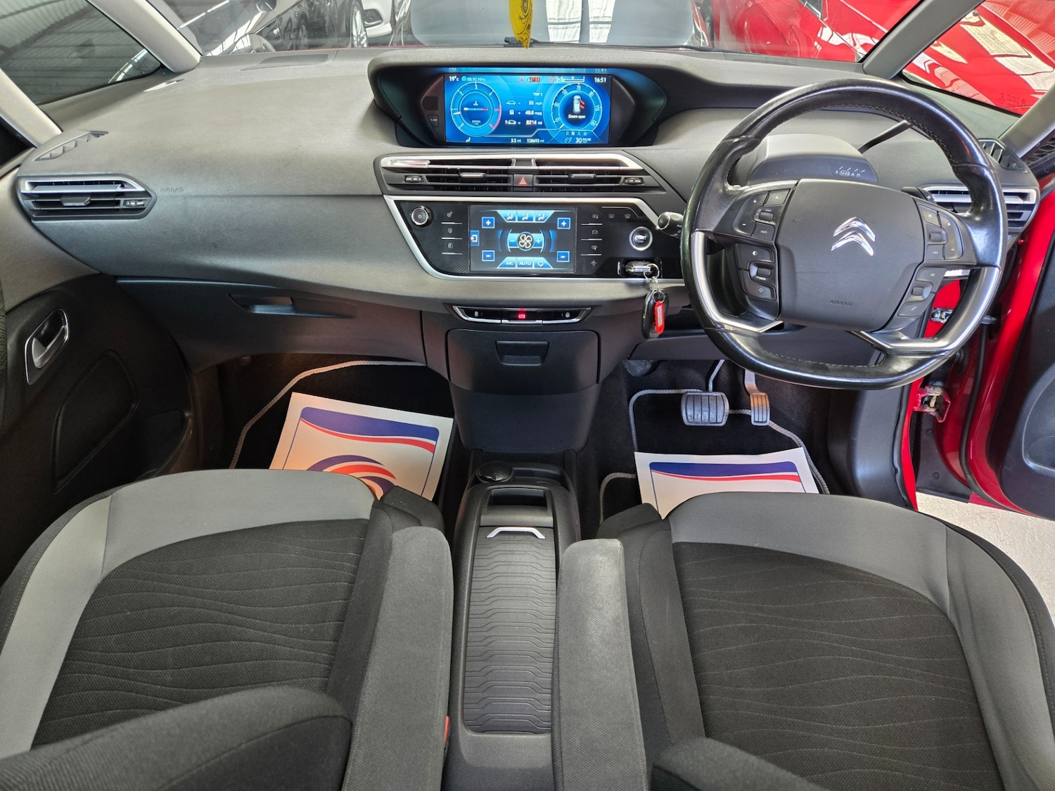 Used Citroen C4 Picasso 2013 for sale - 76663338: Photo 11