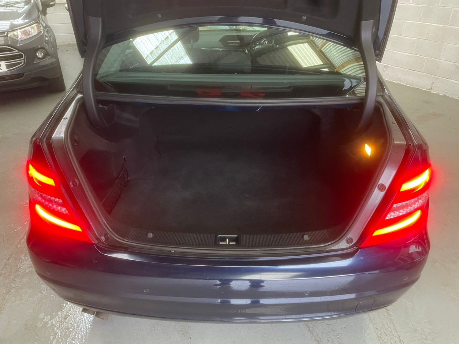 Used Mercedes-Benz C Class 2012 for sale - 77503985: Photo 20