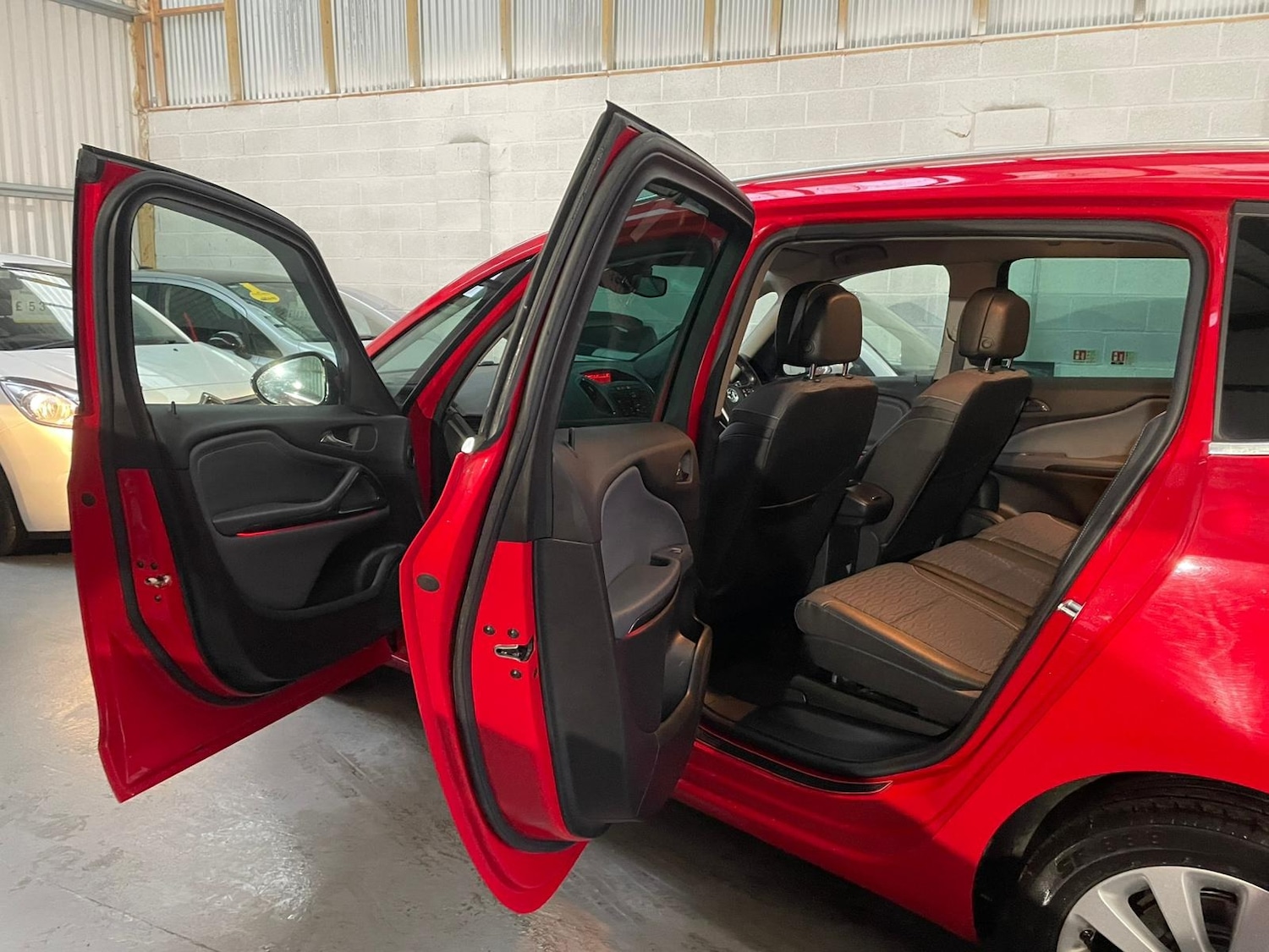 Used Vauxhall Zafira 2015 for sale - 77378810: Photo 17