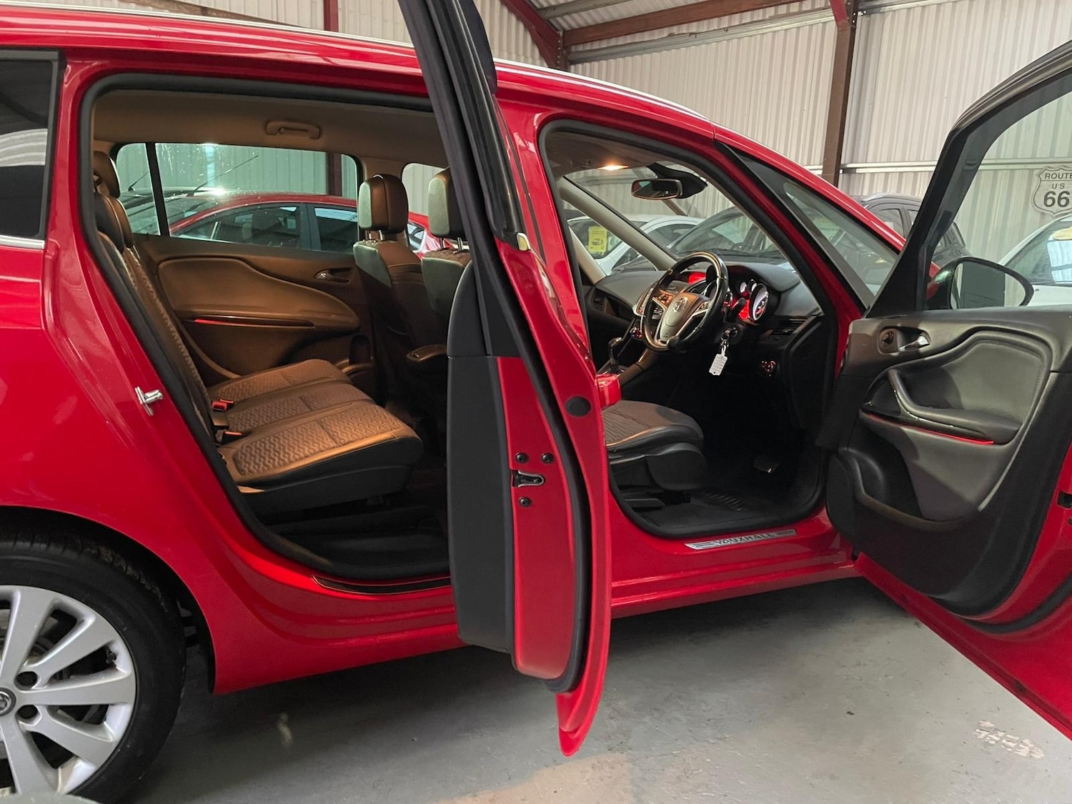 Used Vauxhall Zafira 2015 for sale - 77378810: Photo 9