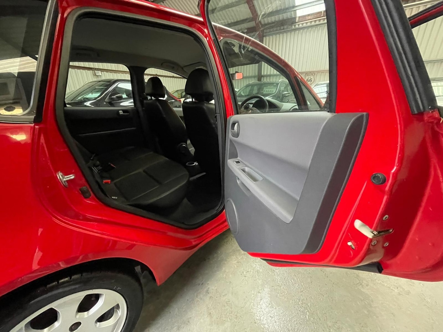 Used Mitsubishi Colt 2004 for sale - 77532343: Photo 11