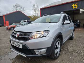 Used Dacia Sandero Stepway 2015 for sale - 74397491: Photo