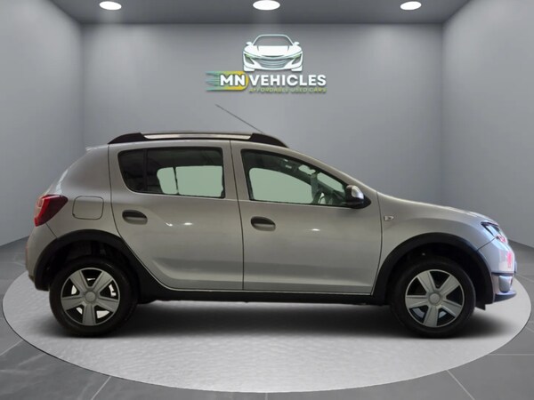 Used Dacia Sandero Stepway 2015 for sale - 74397491: Photo 3