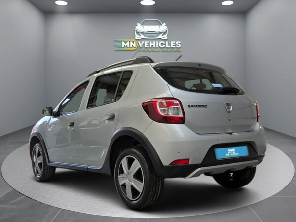 Used Dacia Sandero Stepway 2015 for sale - 74397491: Photo 8