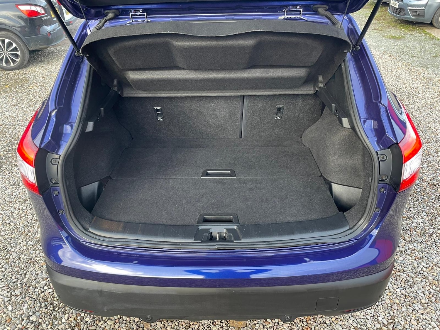 Used Nissan Qashqai 2015 for sale - 76506256: Photo 19