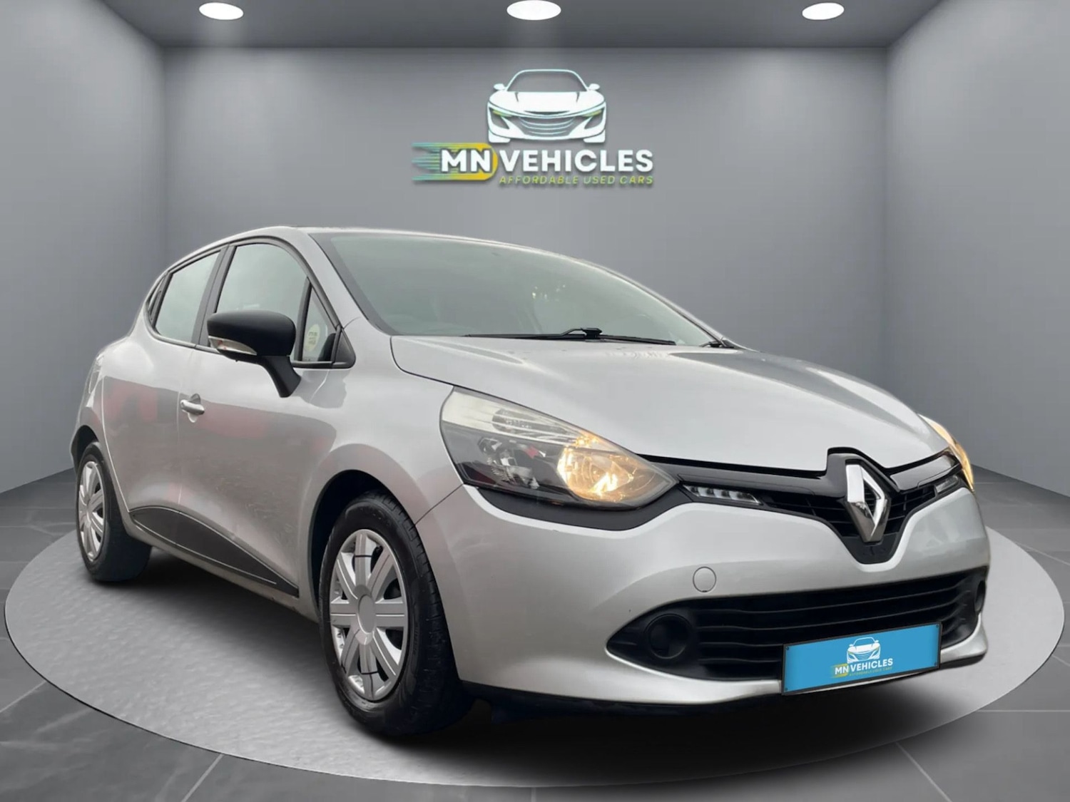 Used Renault Clio 2014 for sale - 76722039: Photo 1