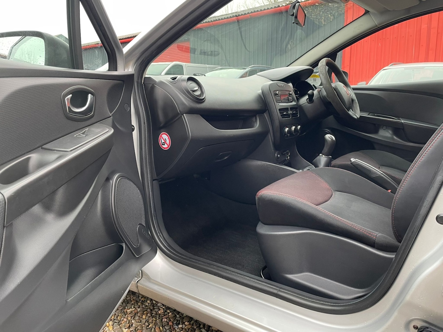 Used Renault Clio 2014 for sale - 76722039: Photo 11