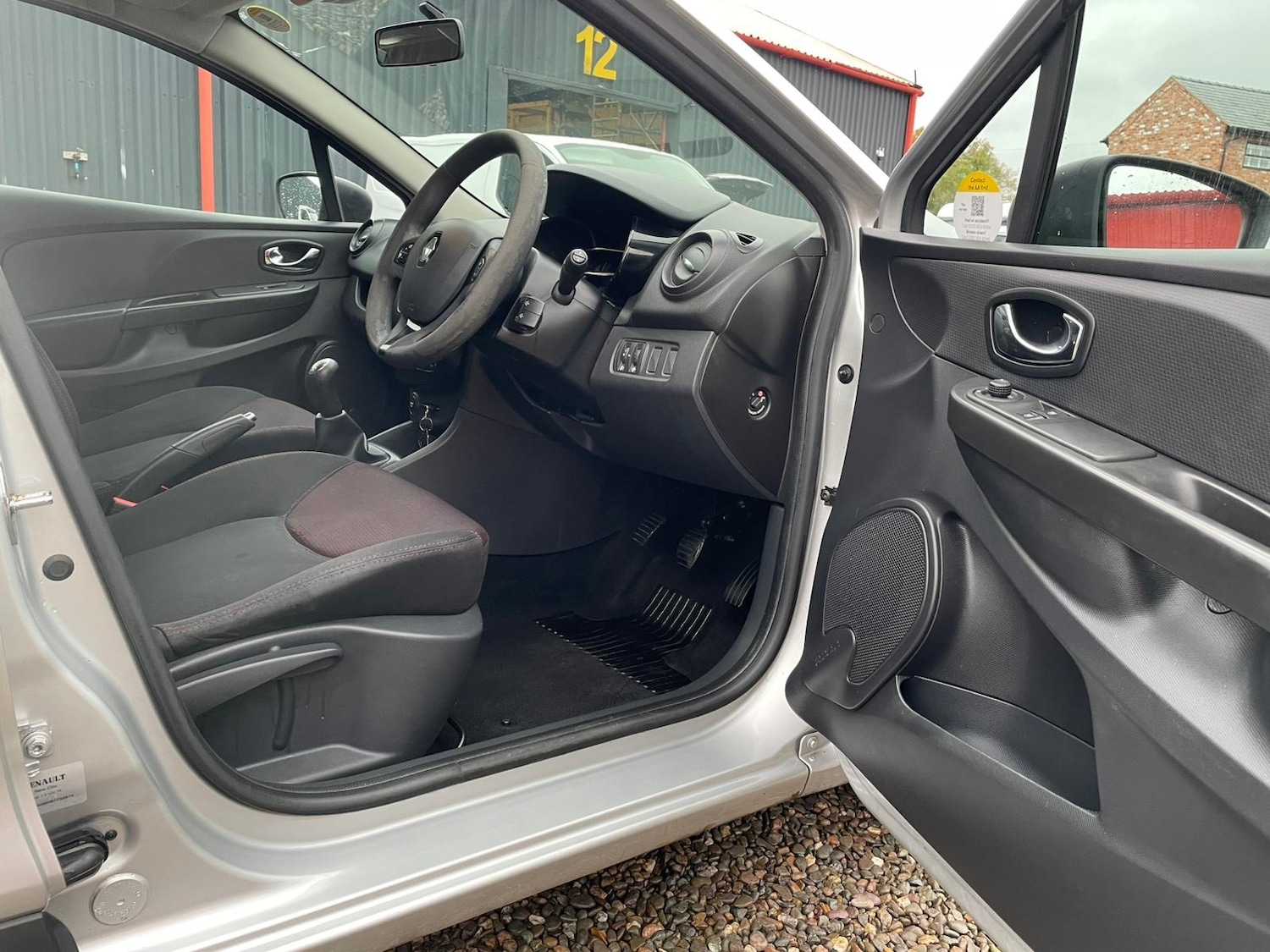 Used Renault Clio 2014 for sale - 76722039: Photo 14