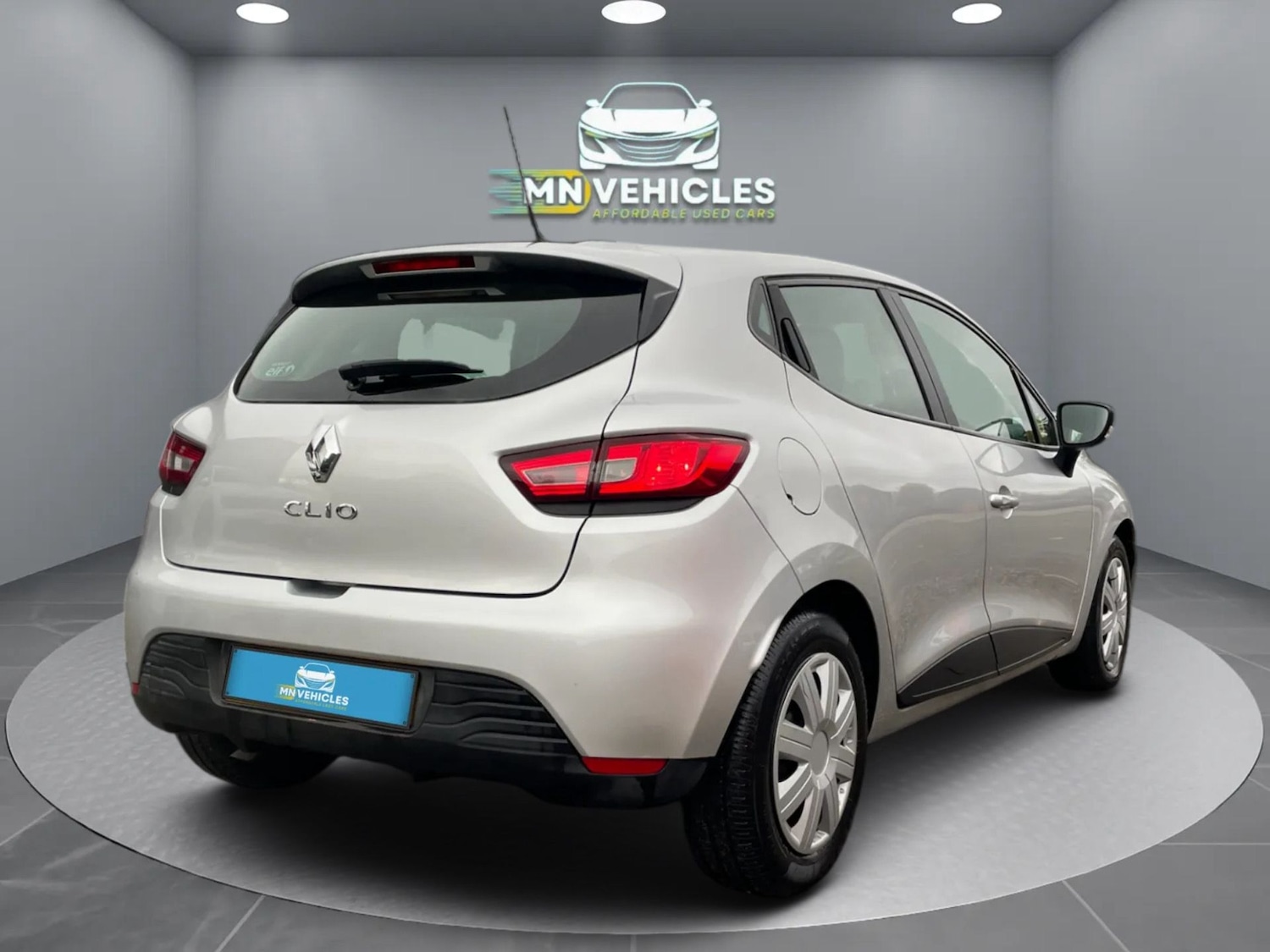 Used Renault Clio 2014 for sale - 76722039: Photo 4