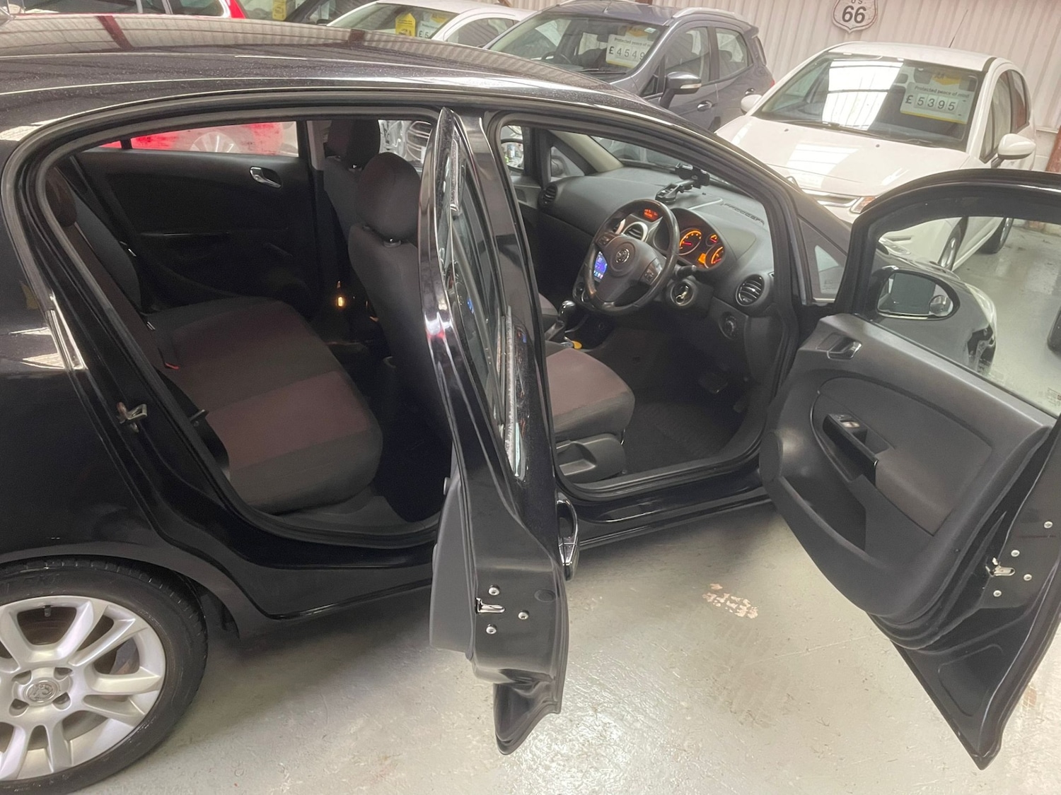 Used Vauxhall Corsa 2007 for sale - 77460839: Photo 9