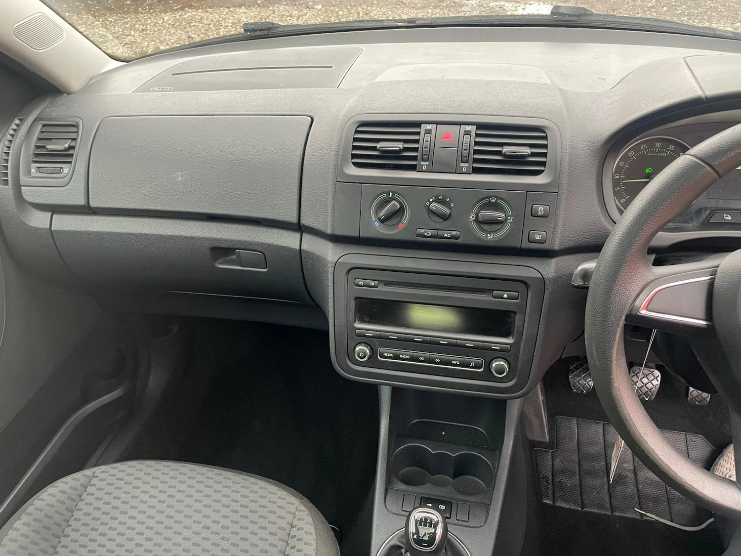 Used Skoda Roomster 2014 for sale - 76438228: Photo 17